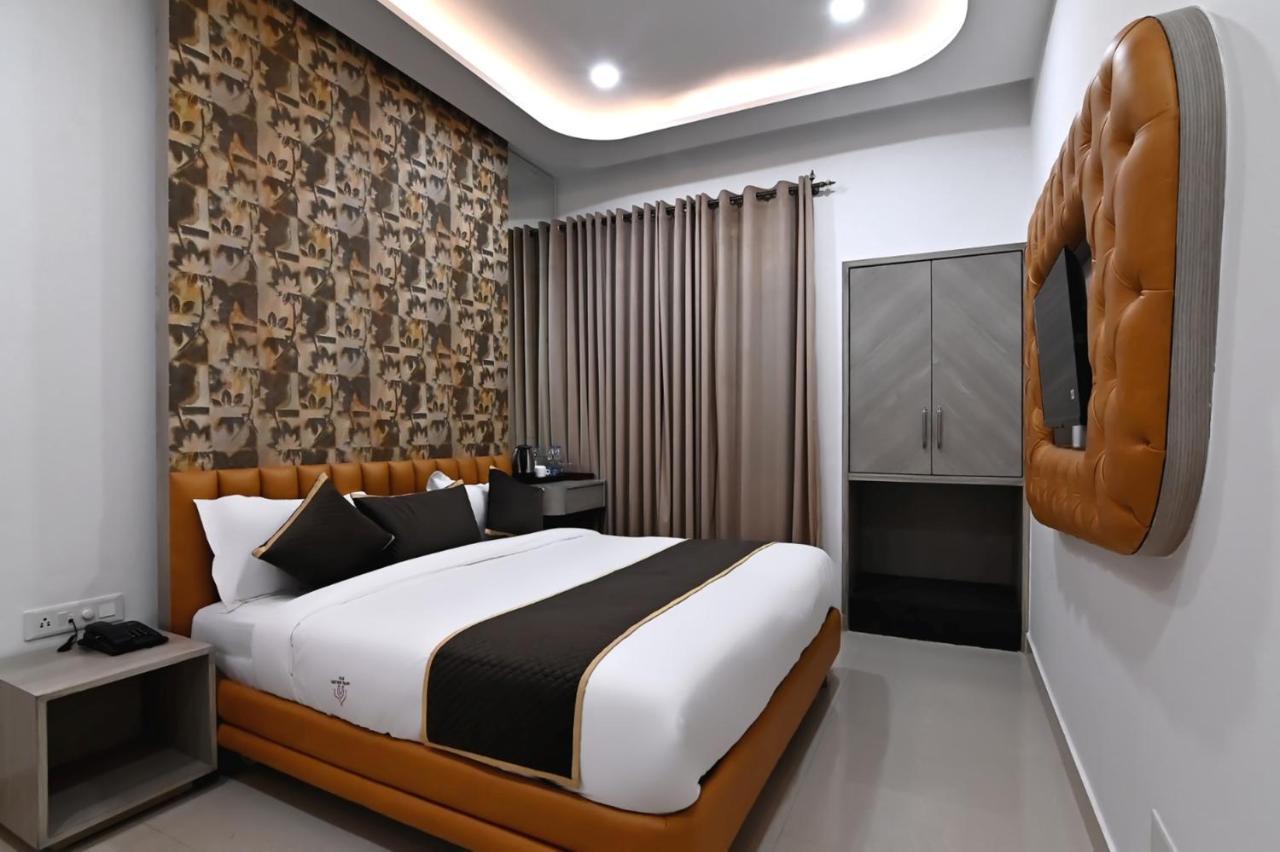 Hotel Golden Stay Амритсар Екстериор снимка
