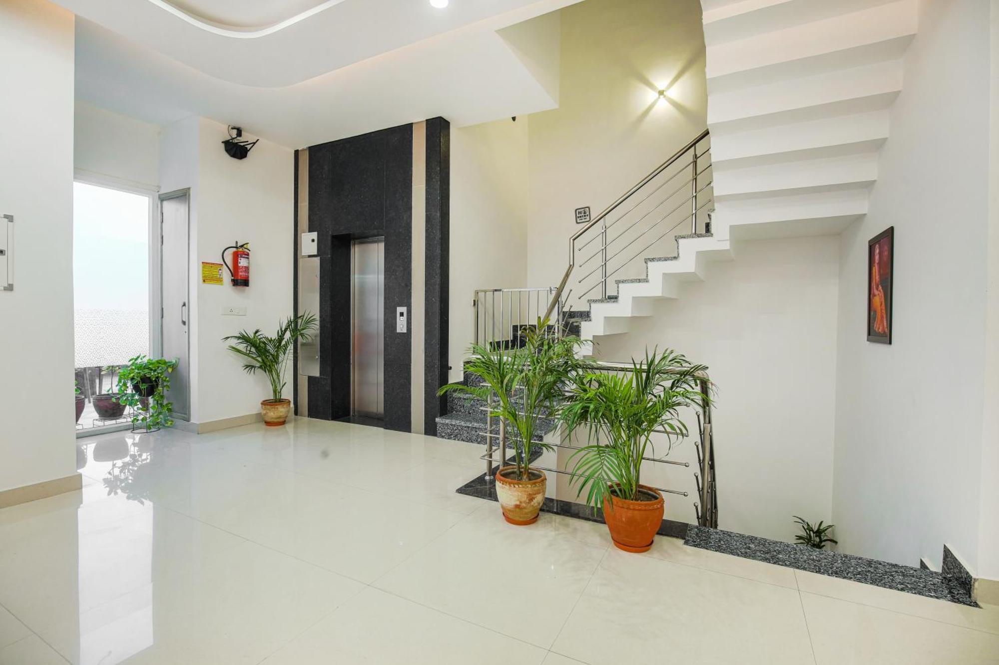 Hotel Golden Stay Амритсар Екстериор снимка