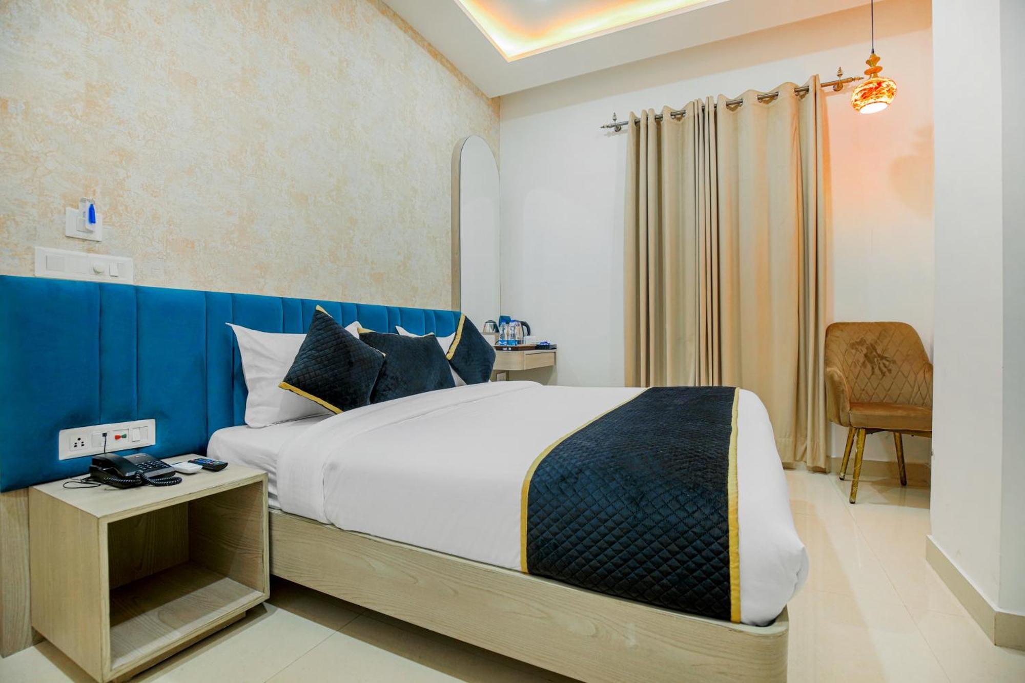 Hotel Golden Stay Амритсар Екстериор снимка