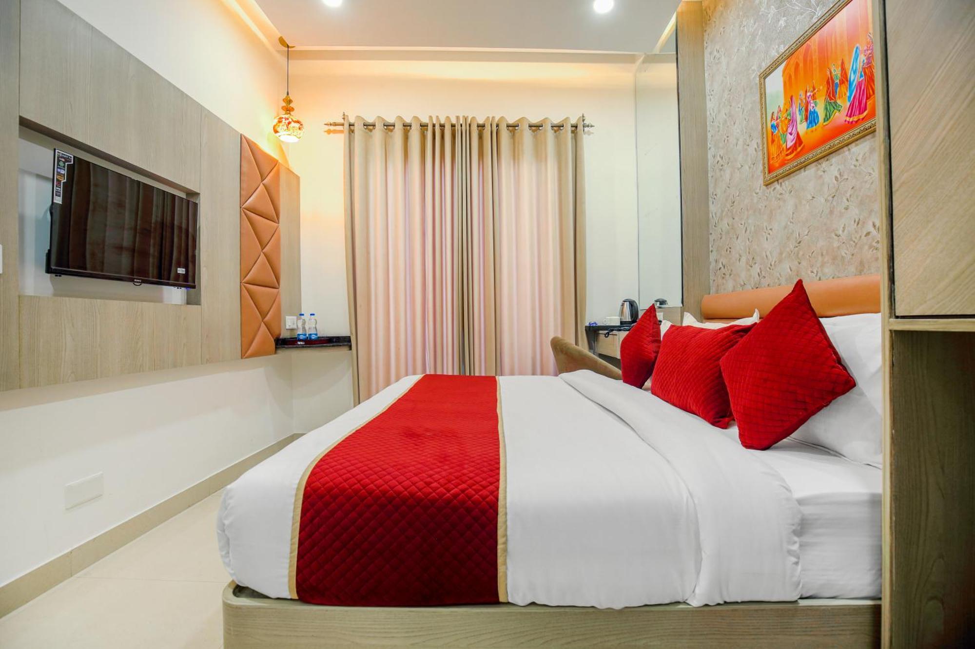 Hotel Golden Stay Амритсар Екстериор снимка